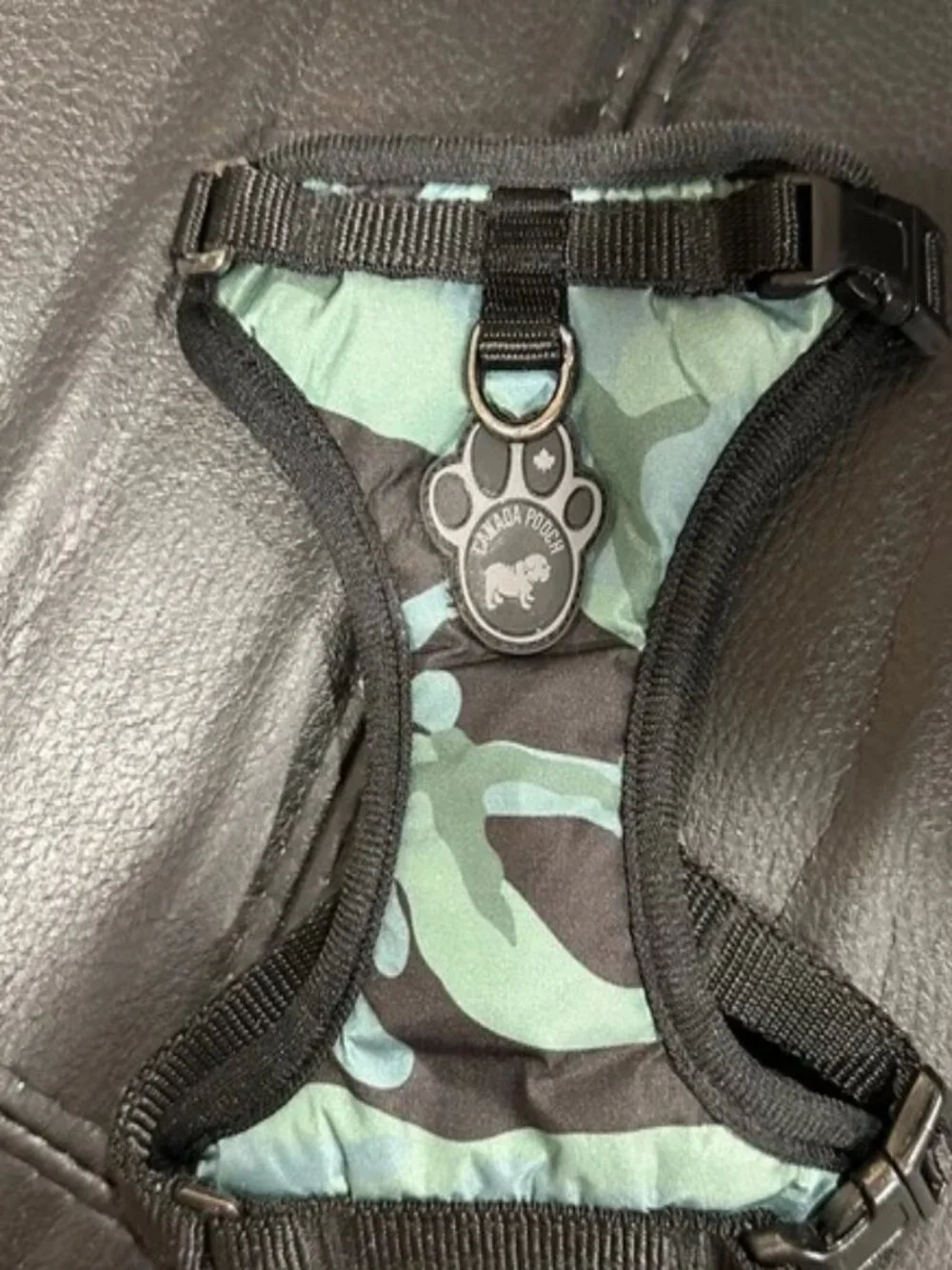 XS camo dog harness